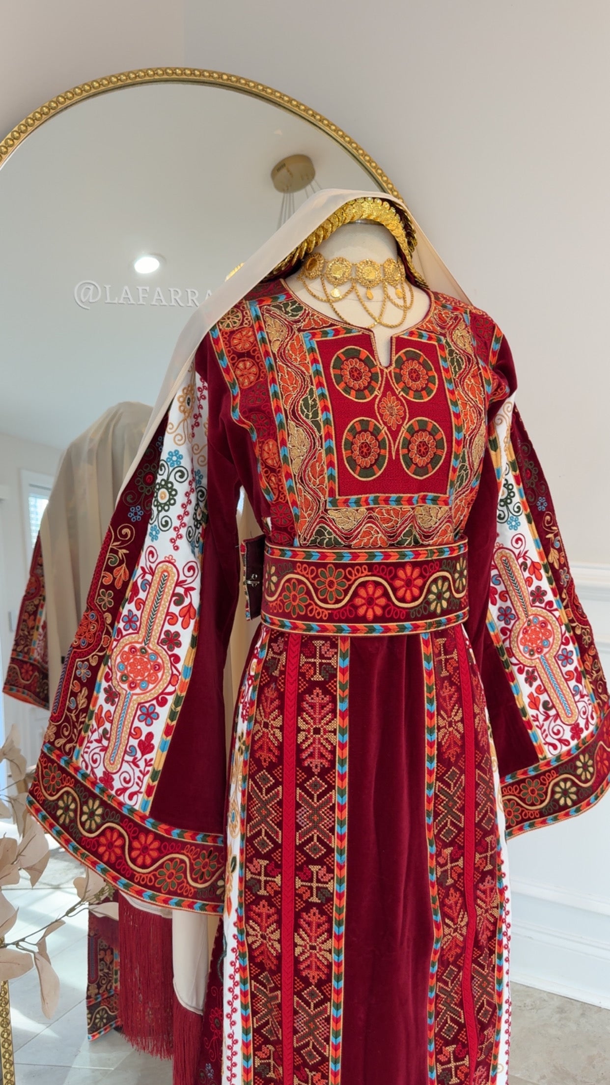 Black/Red Velvet & Satin Malaka Thobe