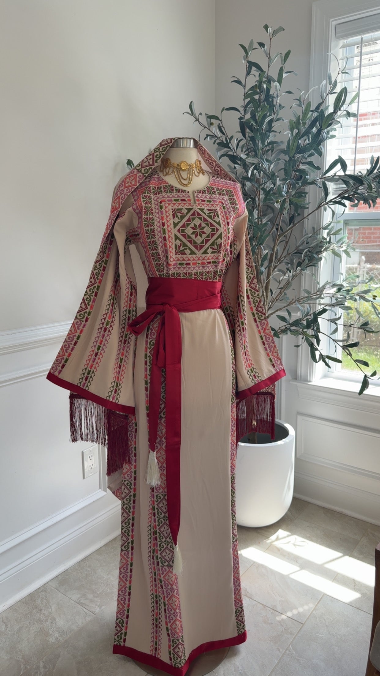 Floral Beige Tribal Thobe main image 0