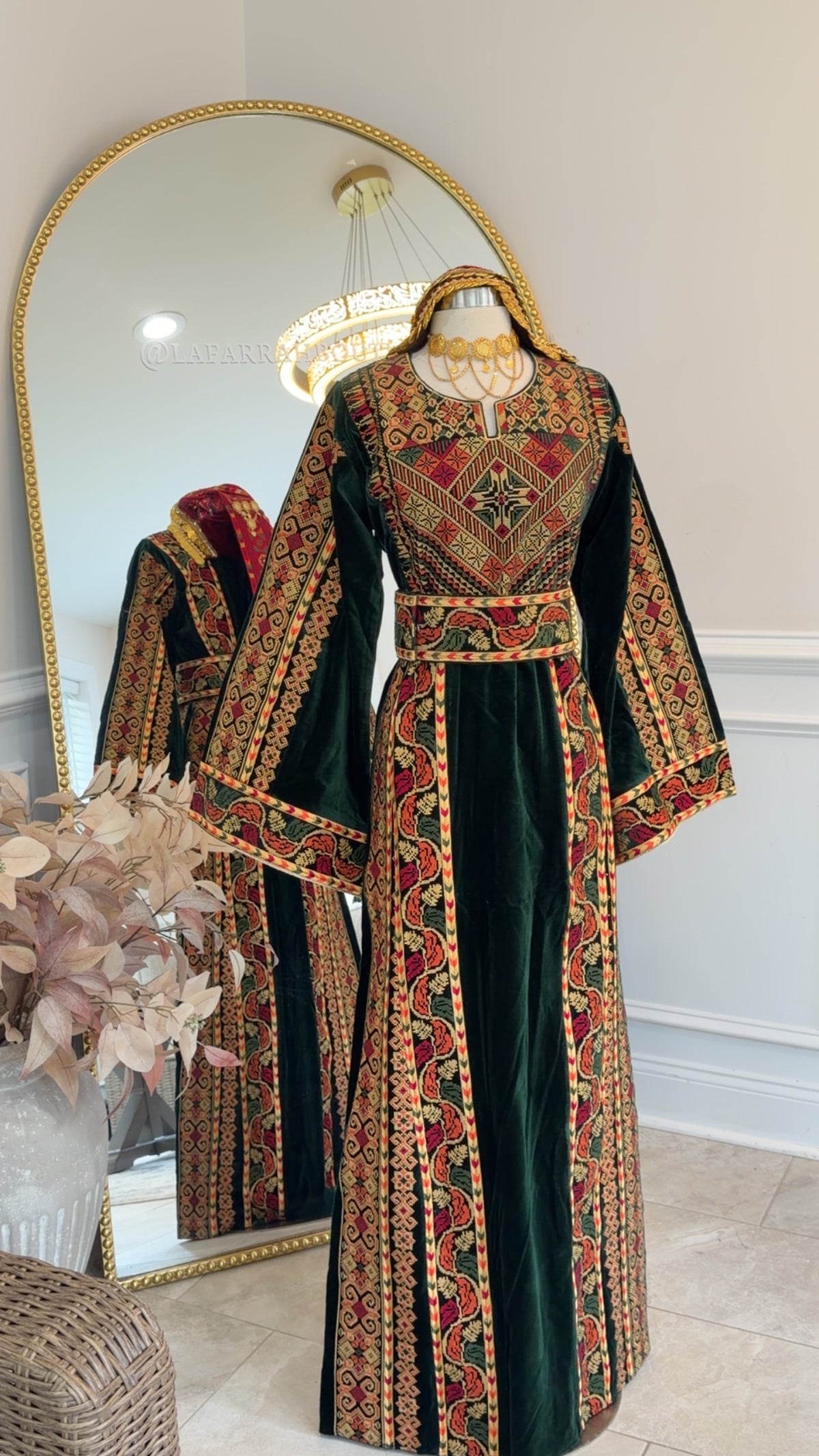 New Thobe Al Shalabi