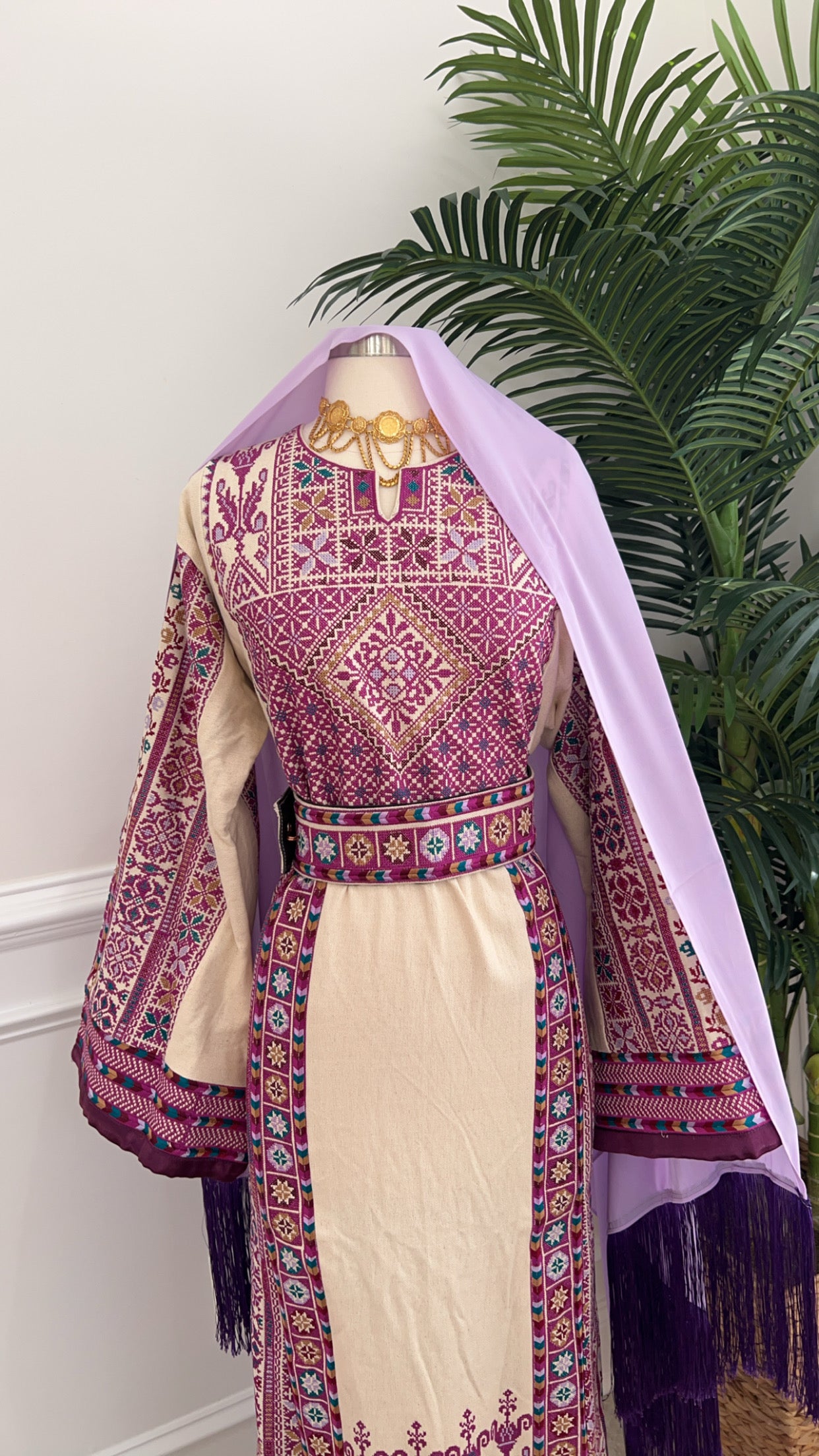 Purple Embroidered Atameen Thobe Sale