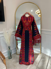 Load image into Gallery viewer, New Navy Blue Heavily Embroidered Falahi Thobe

