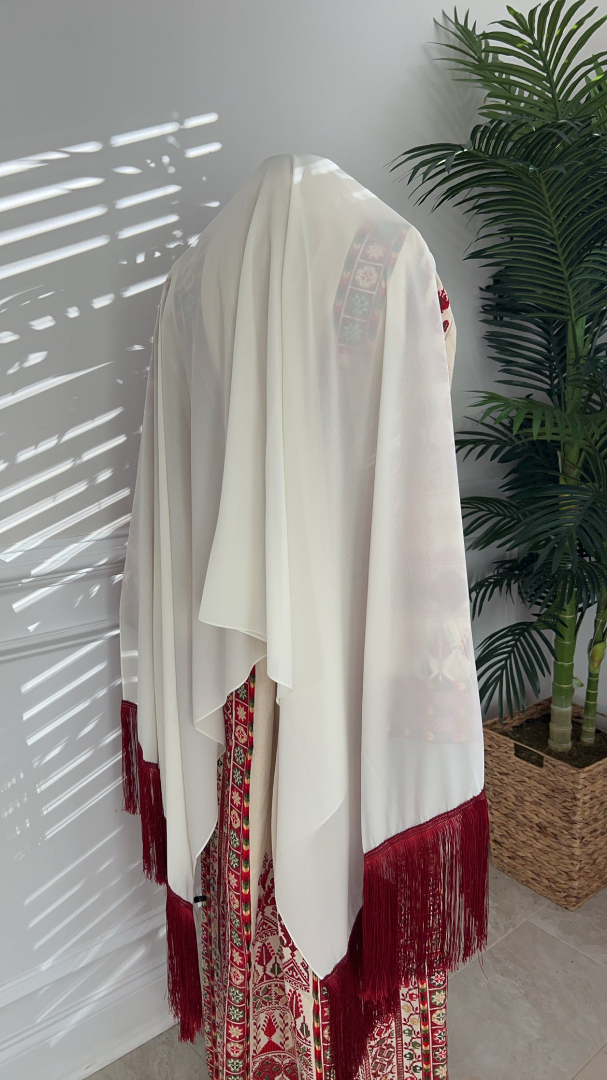 White khirka with Maroon Hadab