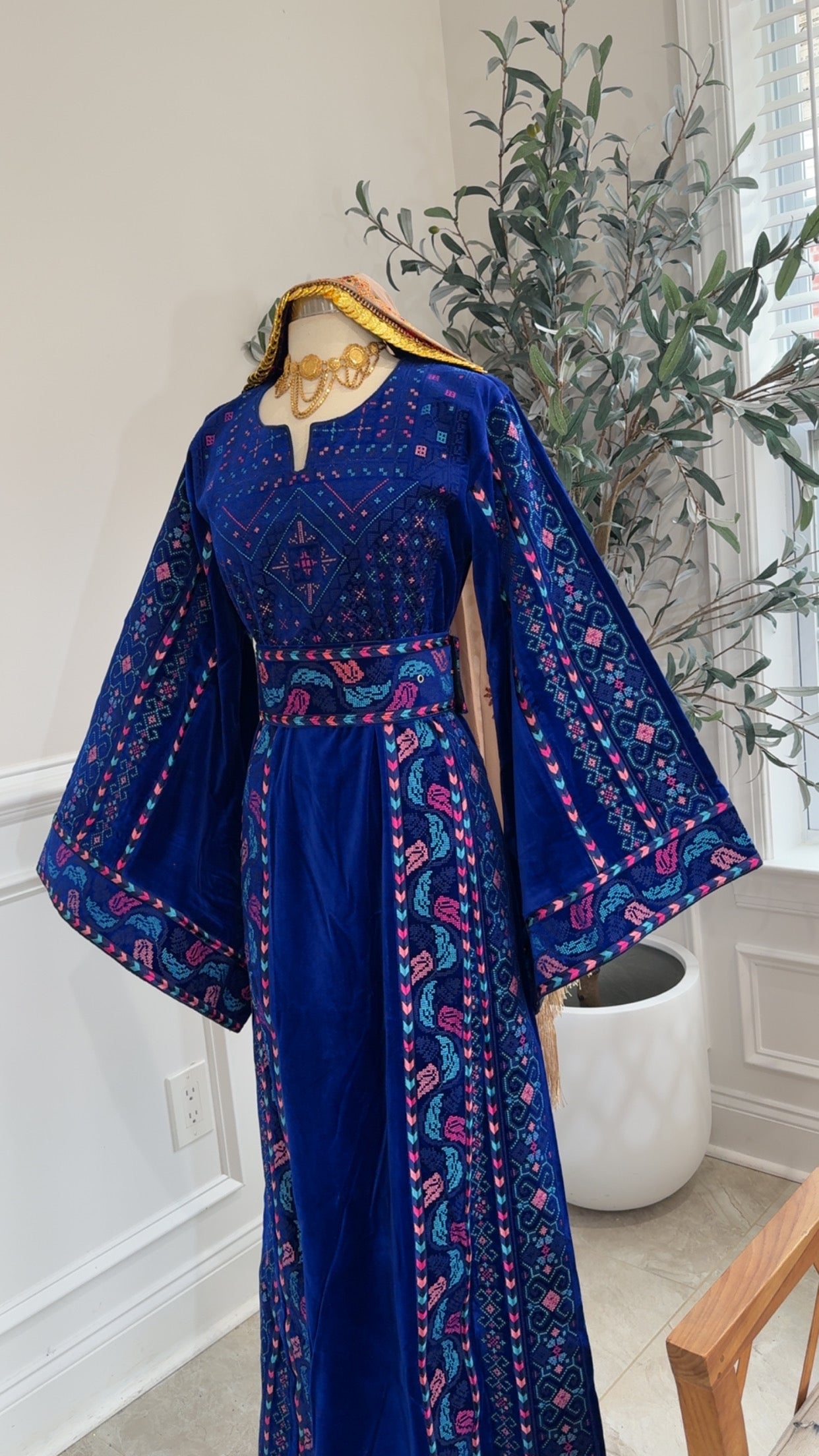 New Thobe Al Shalabi