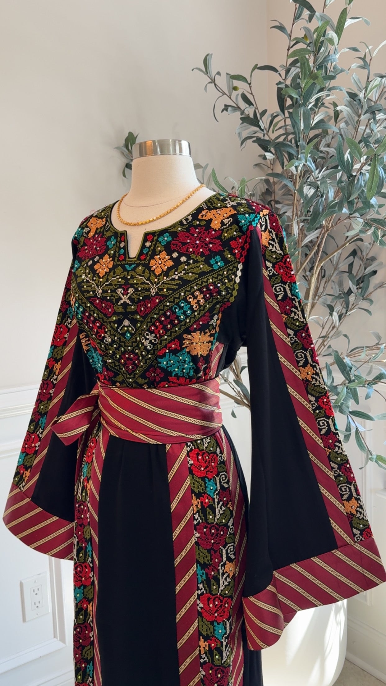 New Black Floral Kashmir Dress