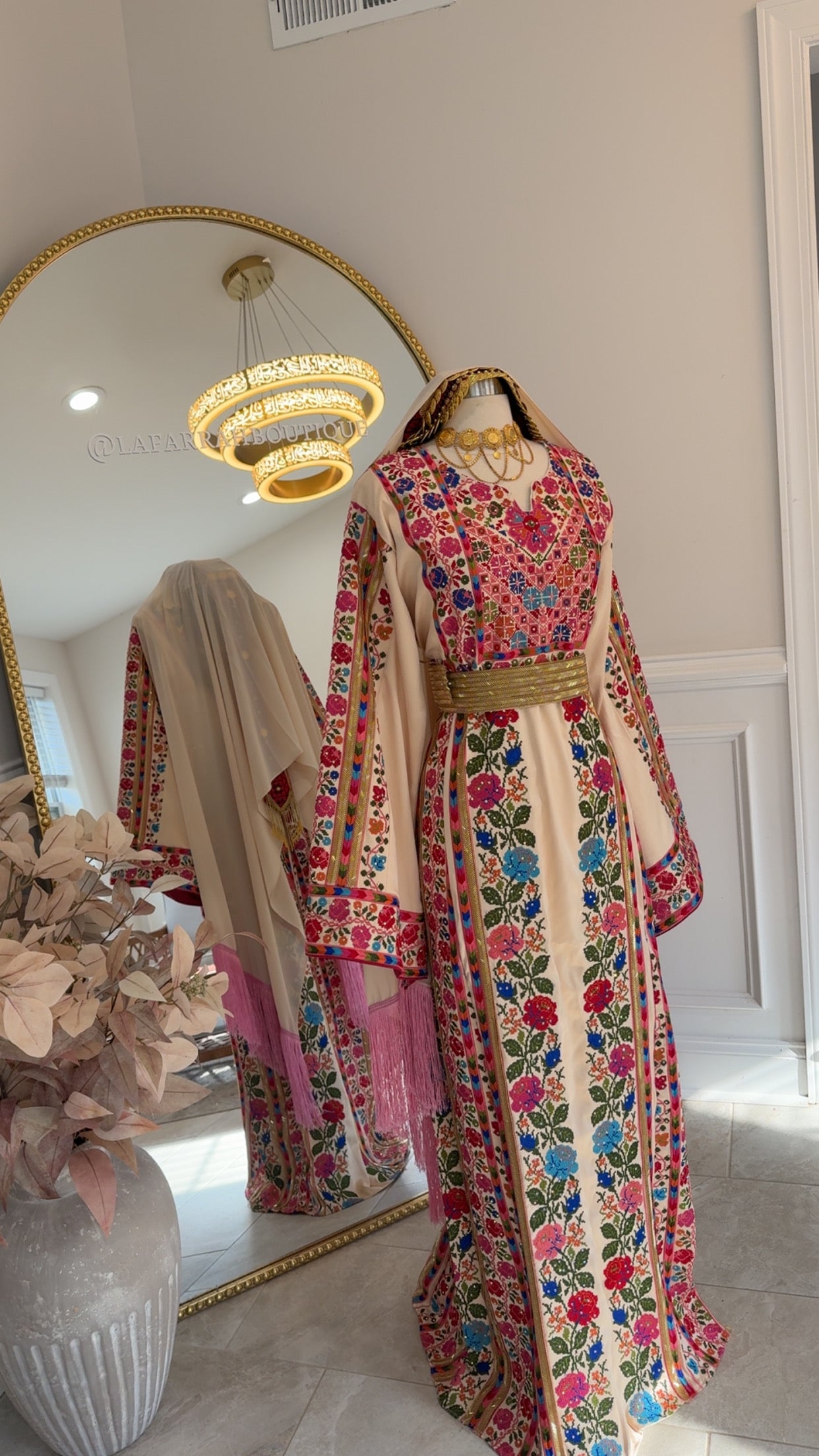 New Beige Floral Sabayel Thobe