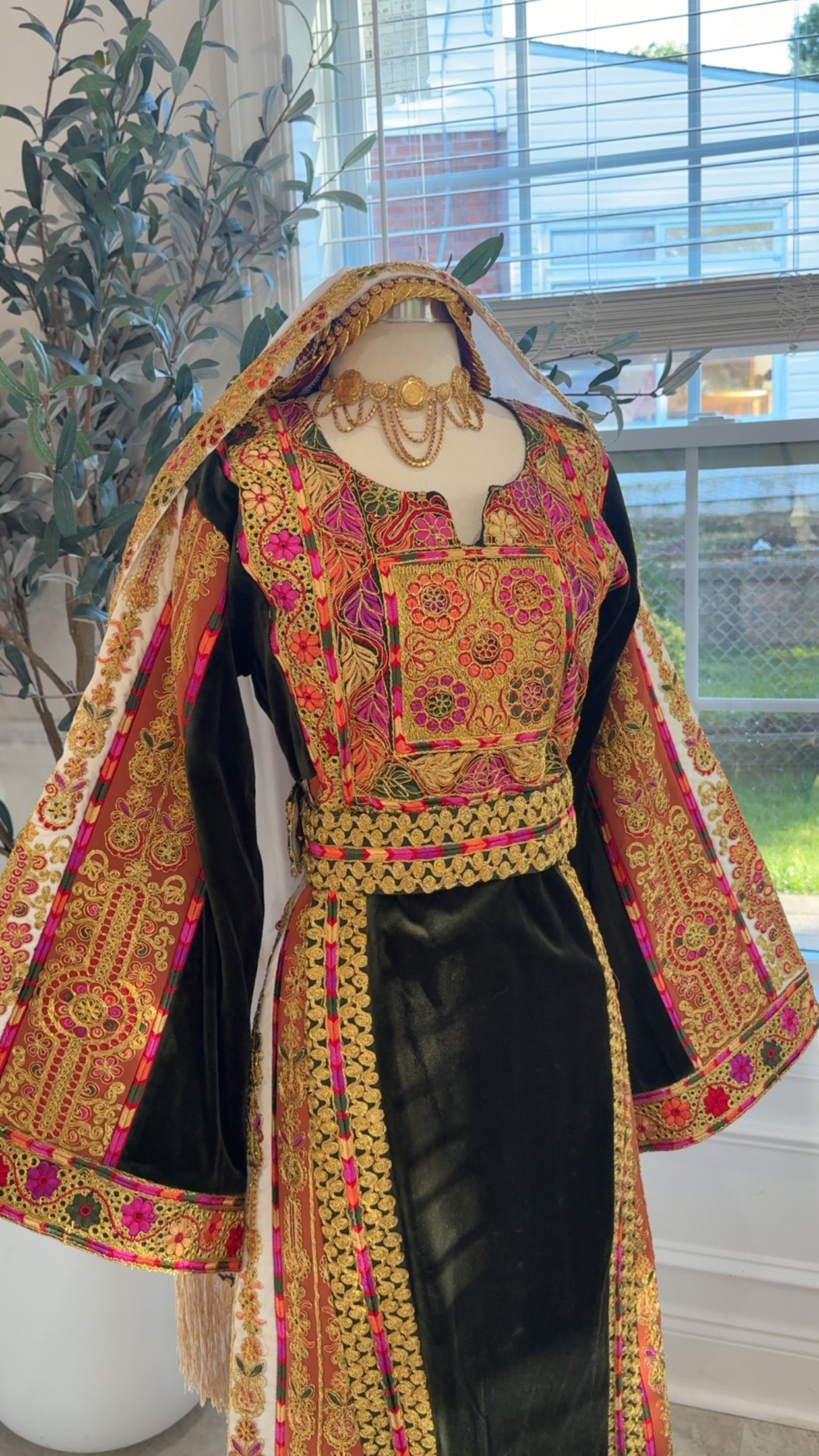 New Olive Green Velvet Malika Thobe Sale
