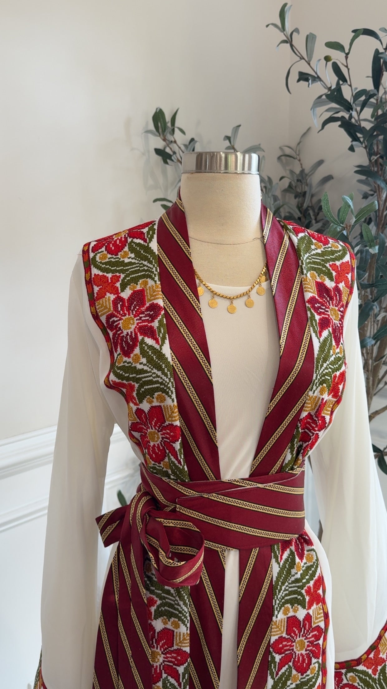 New White Floral Kashmir Abaya
