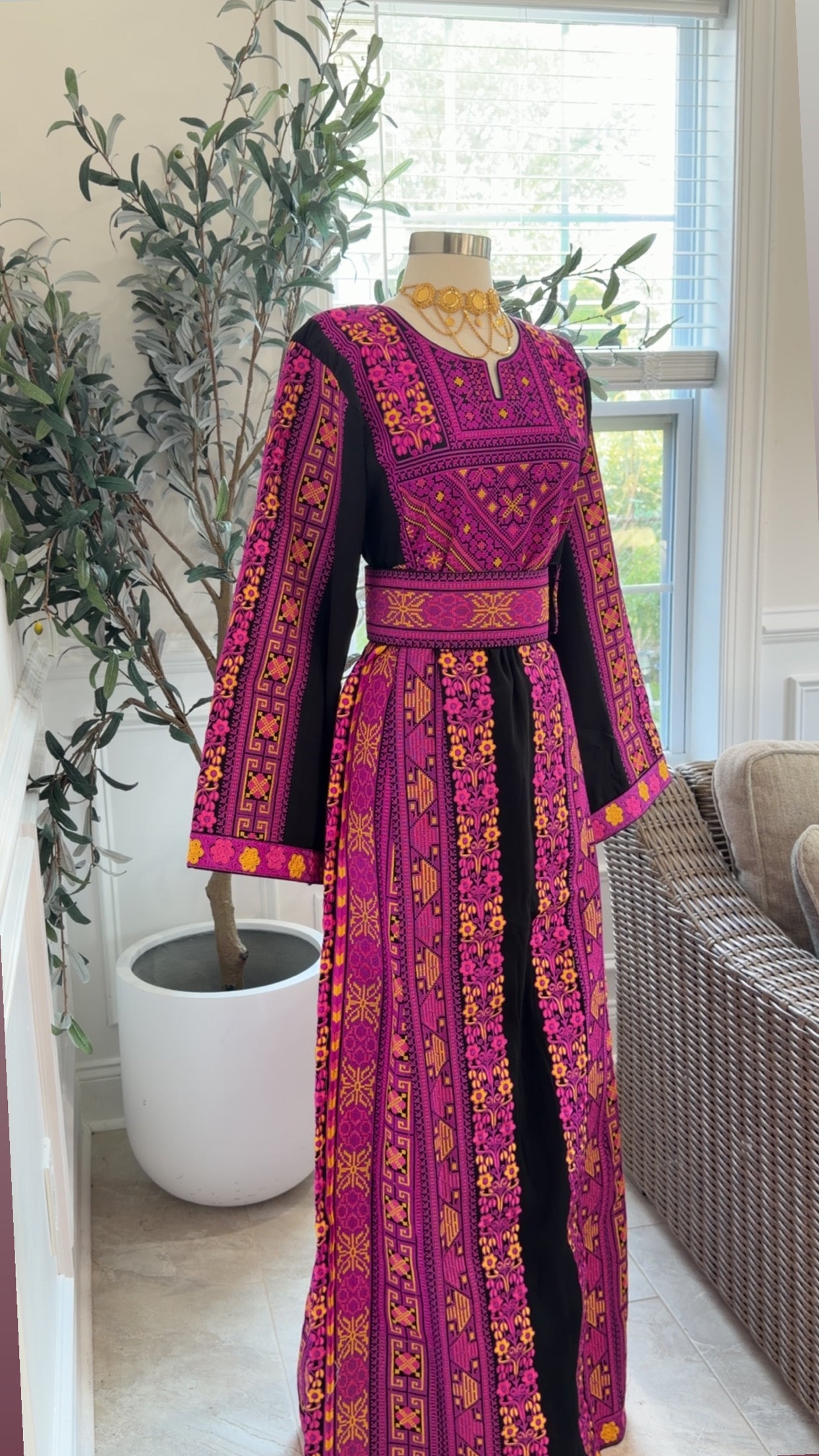 New Pink Embroidered Thobe