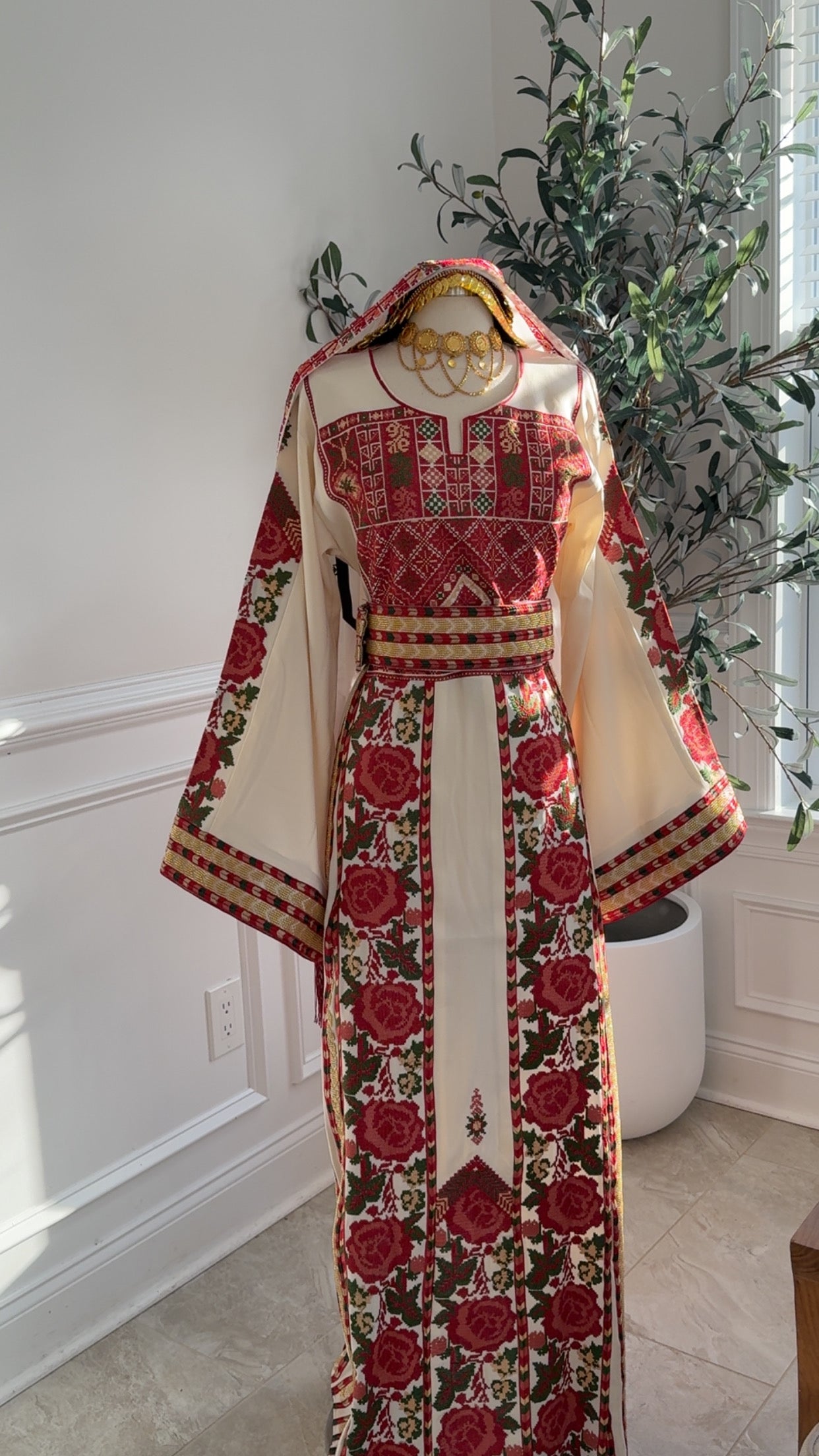 New Floral Sabayel Thobe