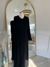 Load image into Gallery viewer, New Black on Black Abaya
