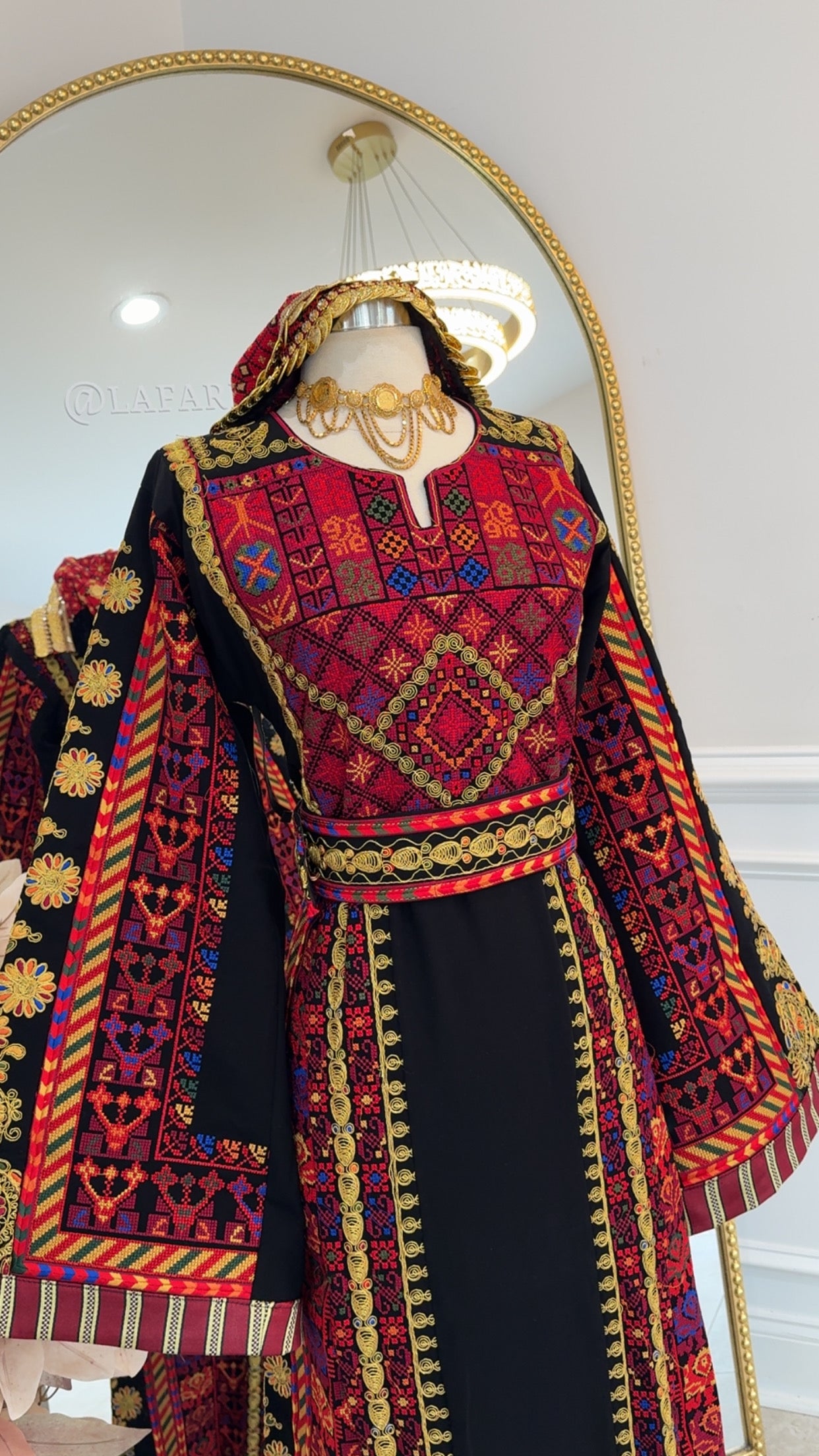 New Vintage Royal Thobe