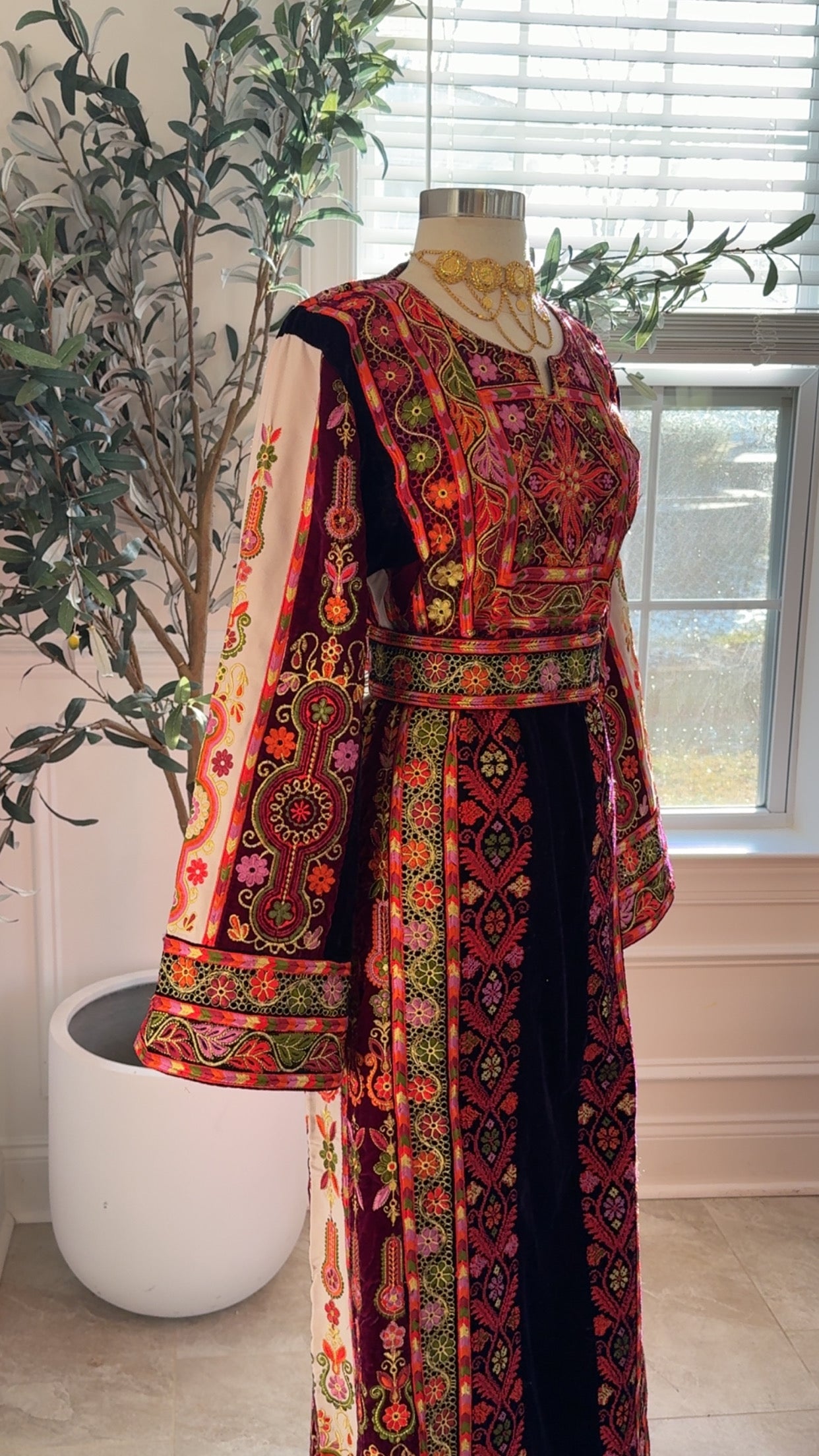 New Purple Velvet Malika Thobe