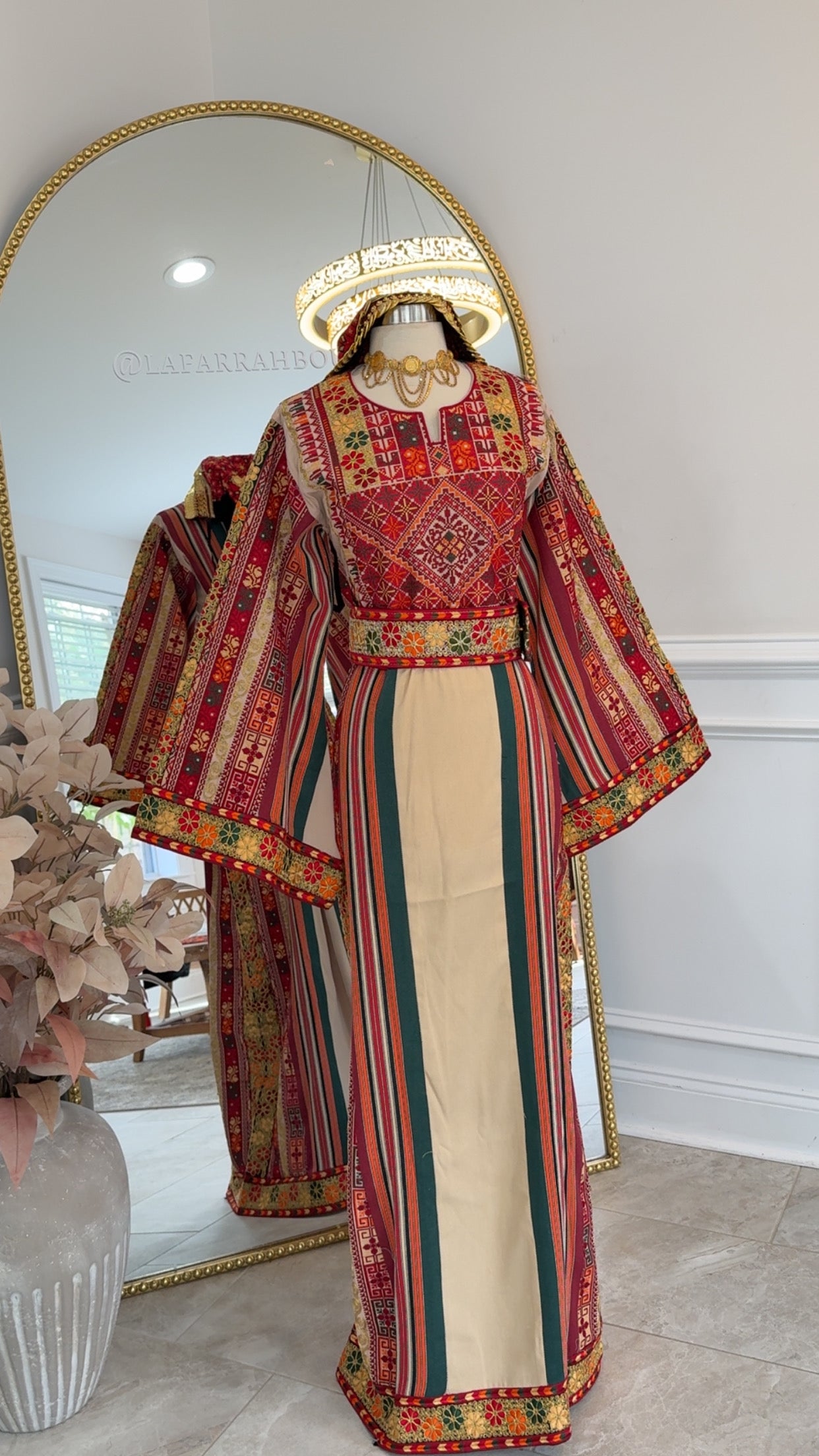 New Kasab Heavily Embroidered Majdlawi Thobe Sale