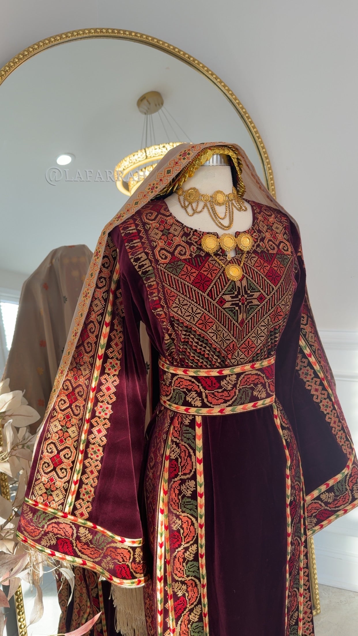 New Thobe Al Shalabi