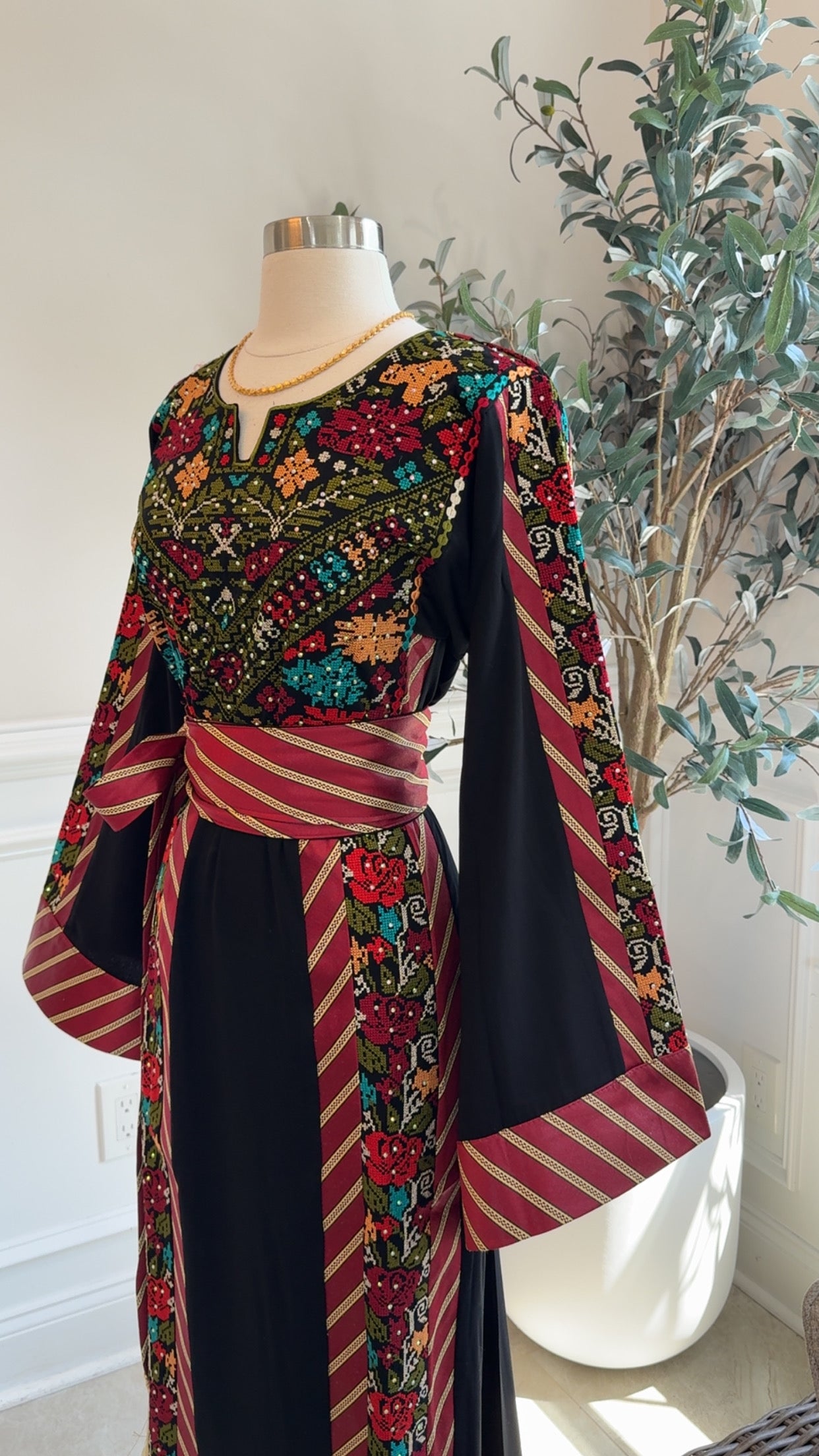 New Black Floral Kashmir Dress