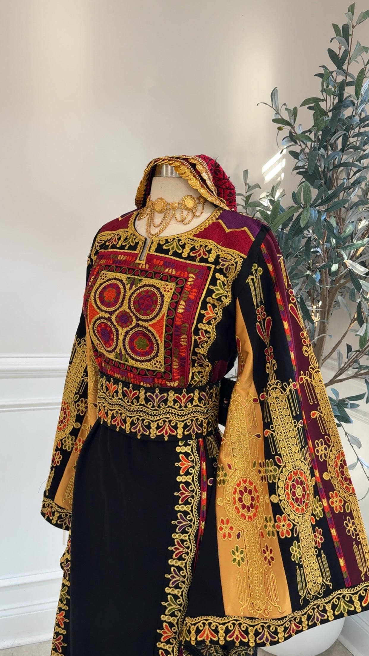 New Black Malika Thobe