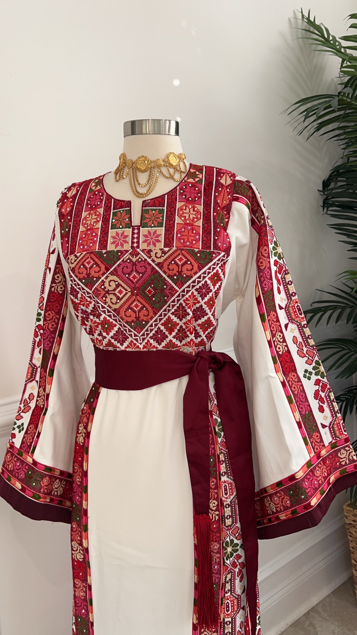 Maroon Embroidered Thobe Sale