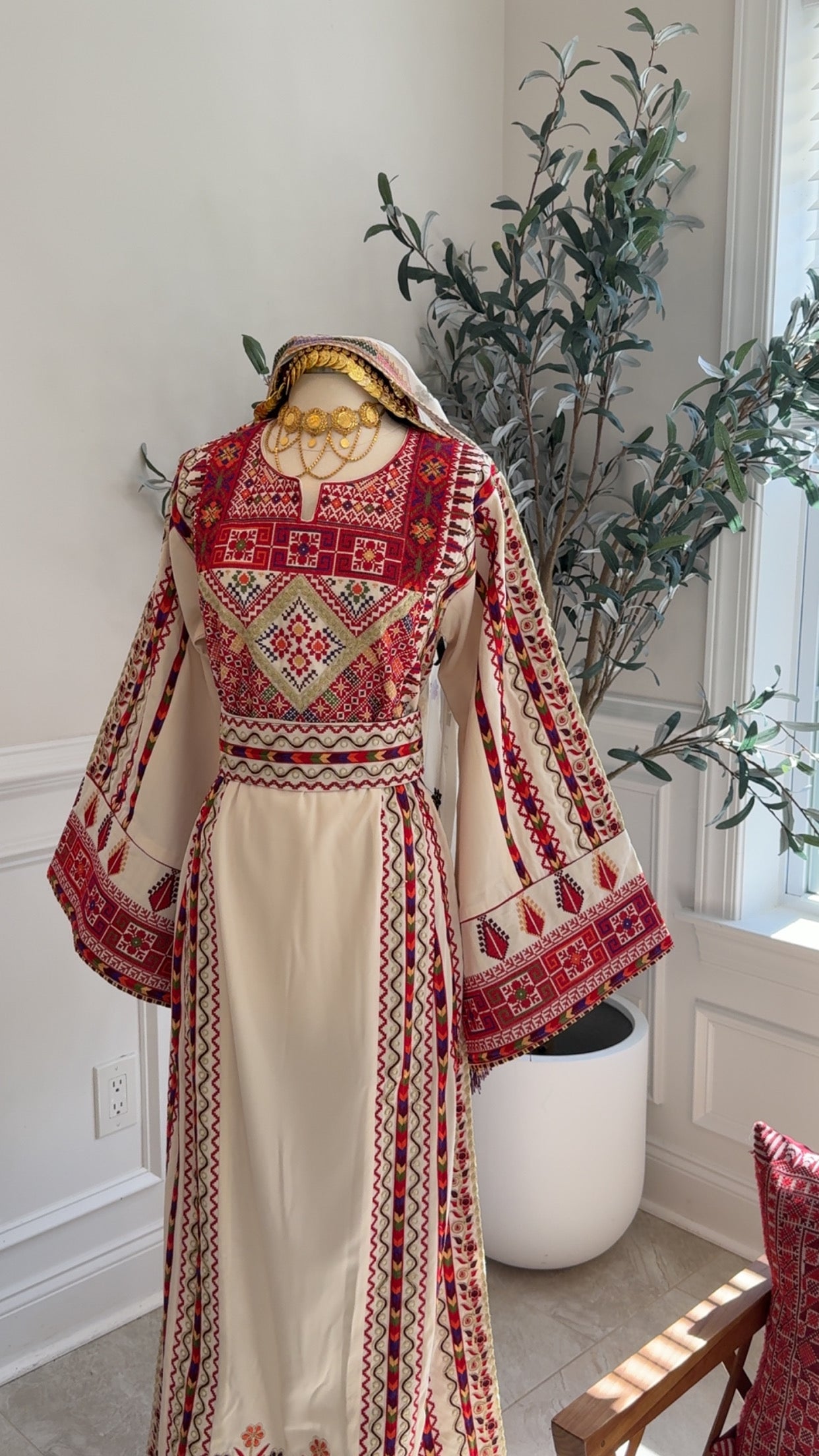 New Pearl White Kasab Manajel Thobe