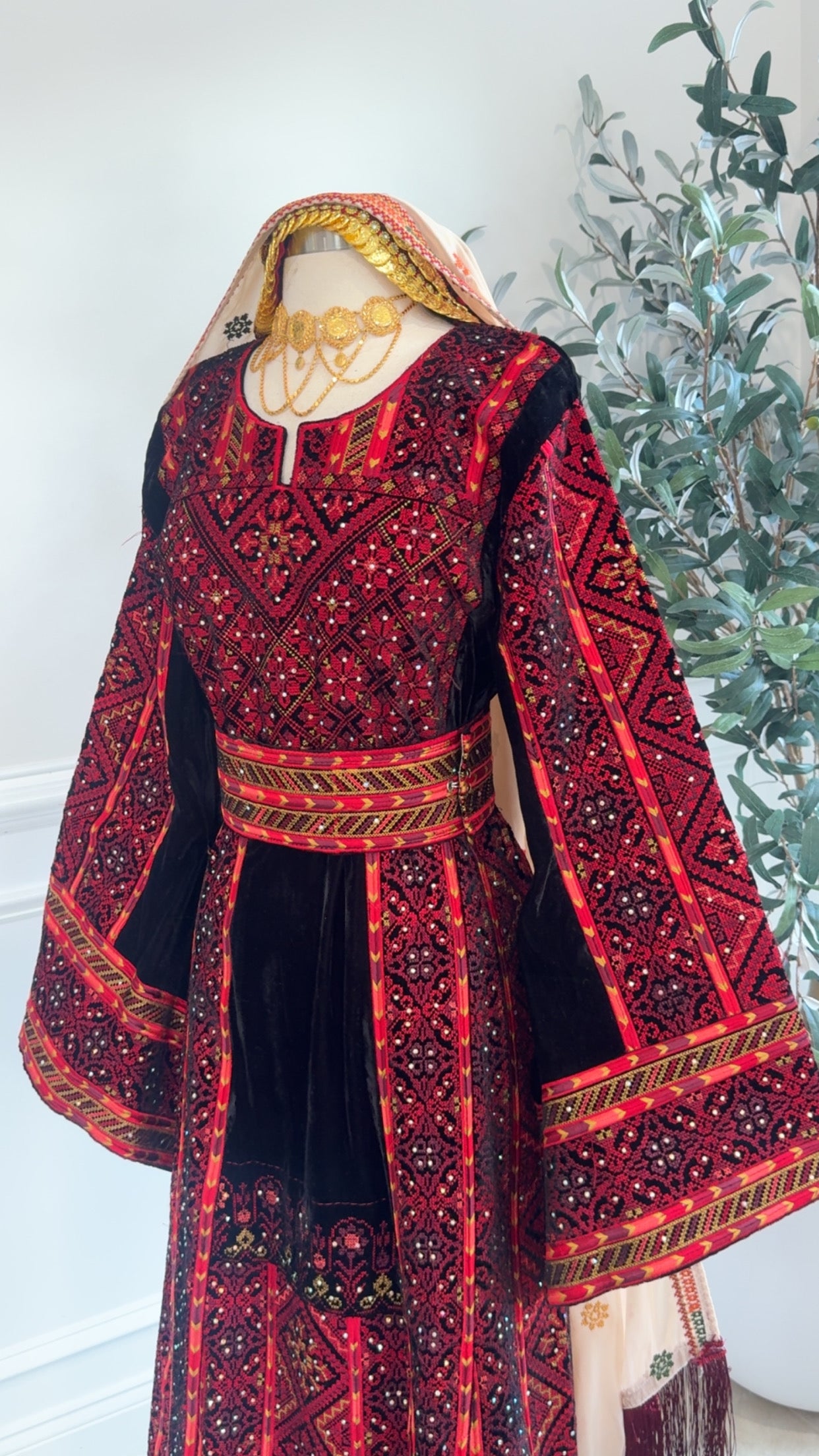New Black Velvet Thobe