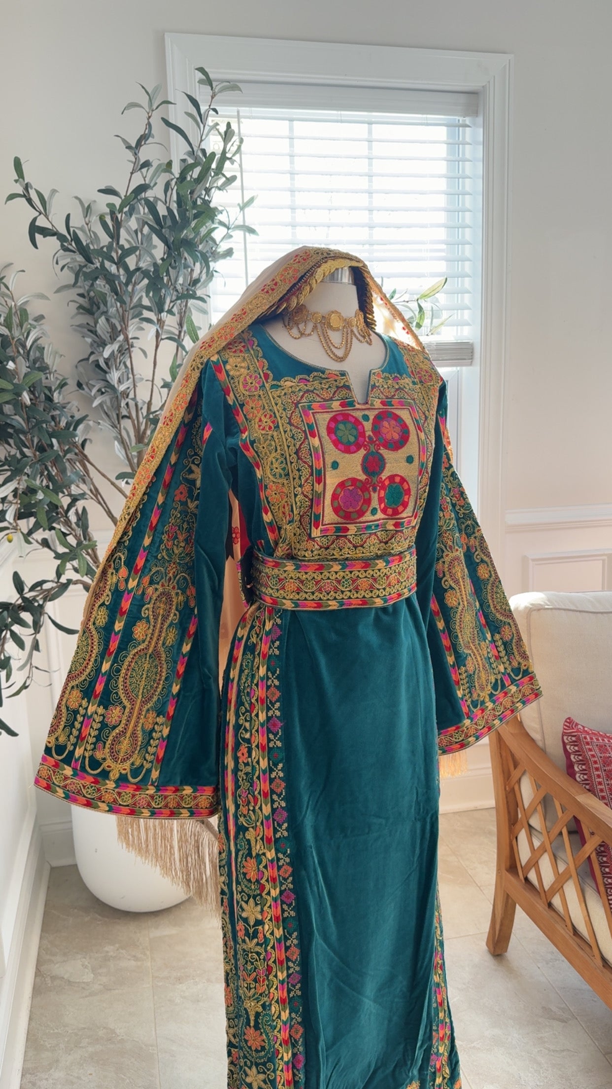 New Turquoise Velvet Malika Thobe Sale