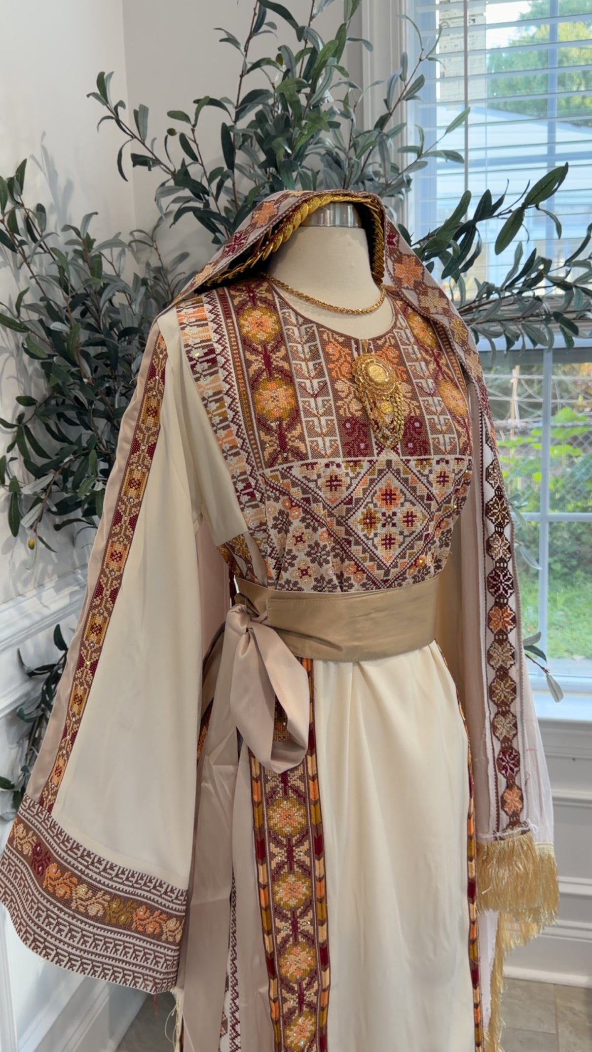 New Gold Simple Thobe