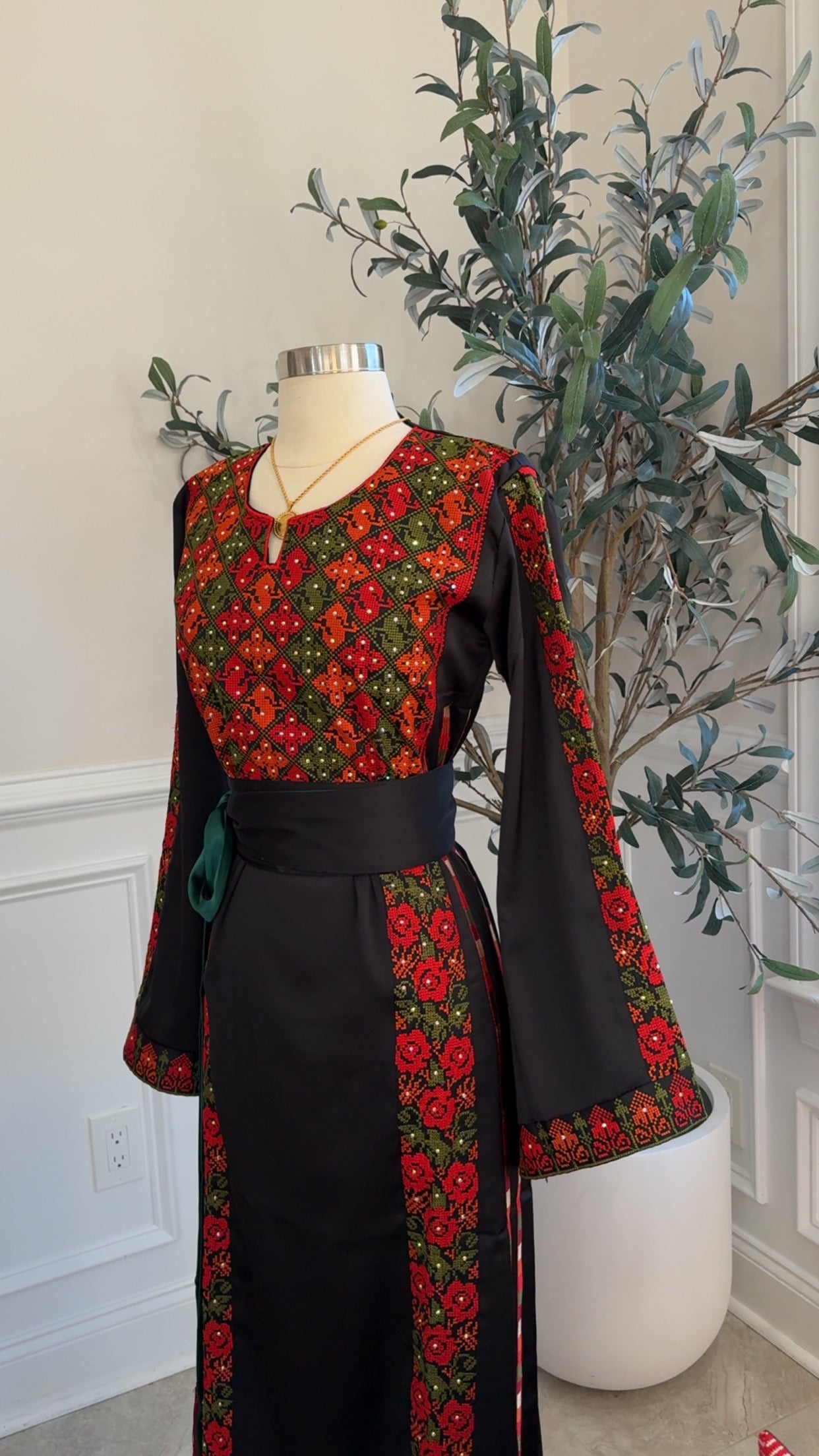 New Floral Manajel Tatreez Dress