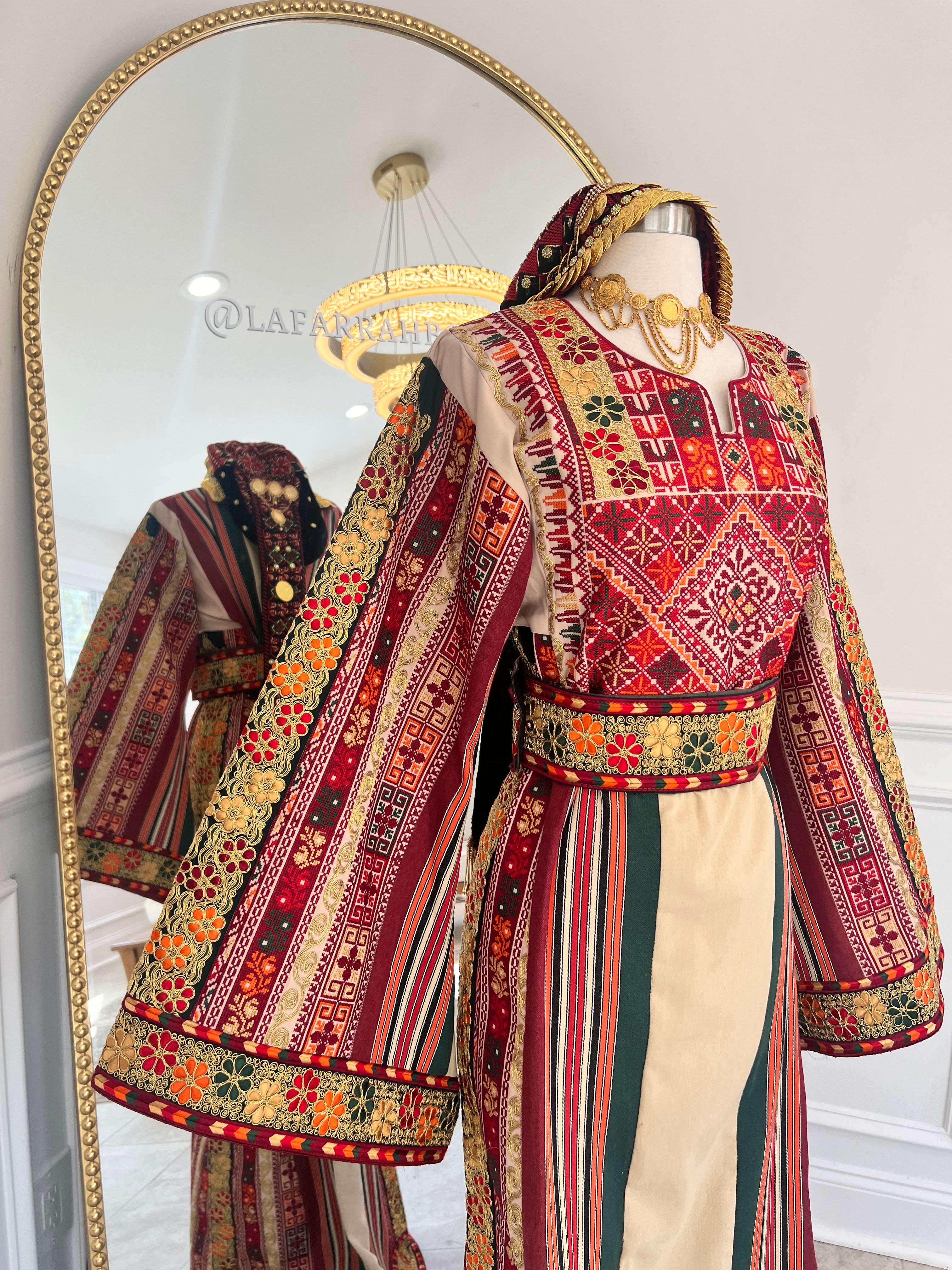 New Kasab Heavily Embroidered Majdlawi Thobe