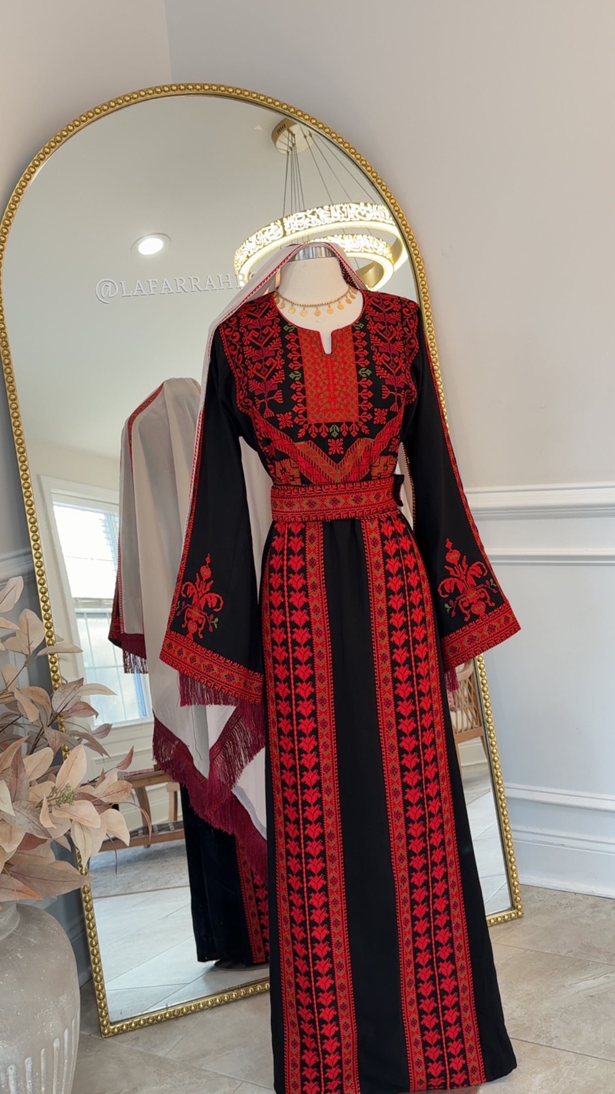 New Black & Red Abaya