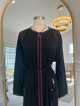 Load image into Gallery viewer, New Purple Embroidered Abaya
