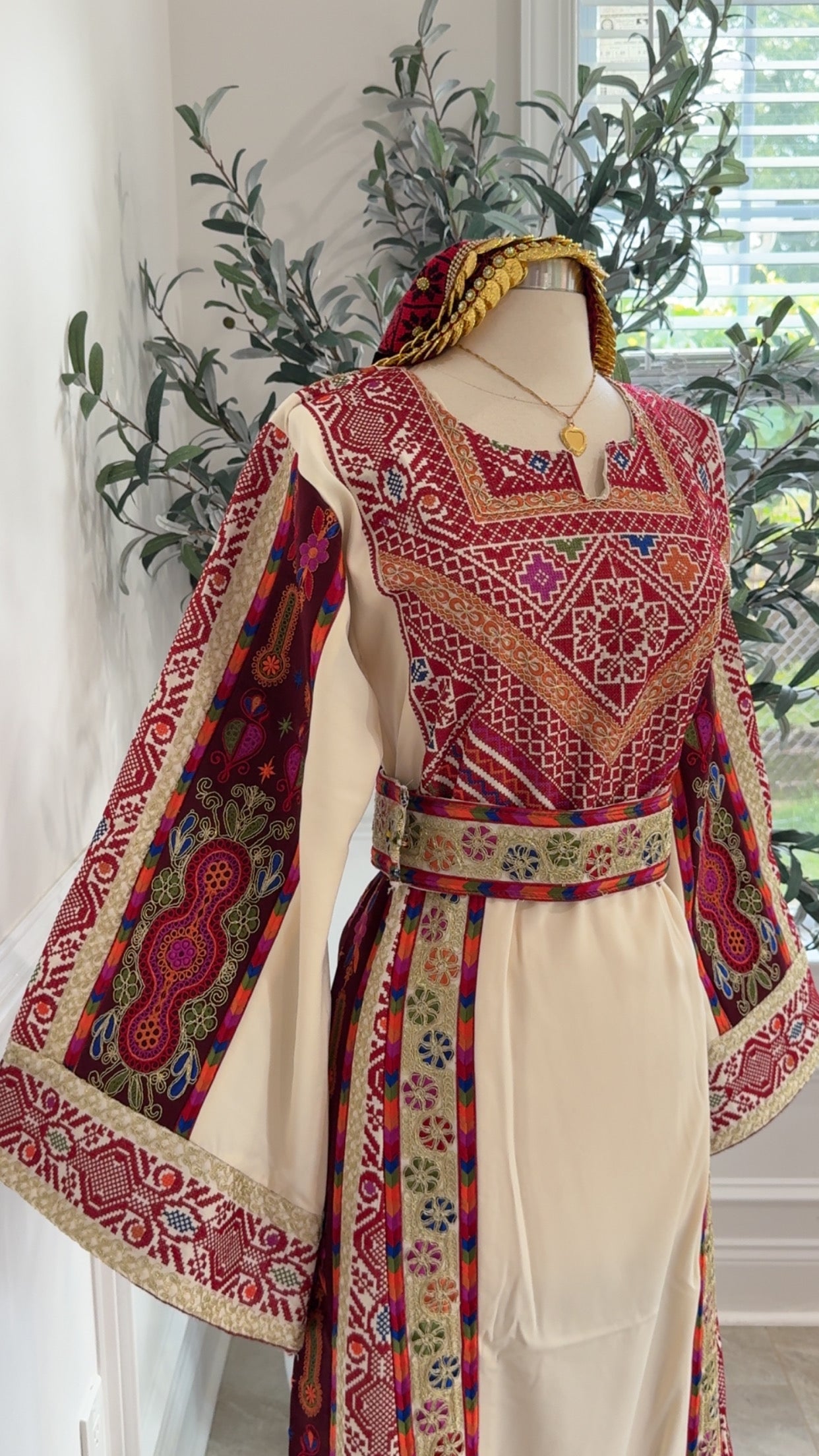 New Pearl white Kasab Malika Thobe