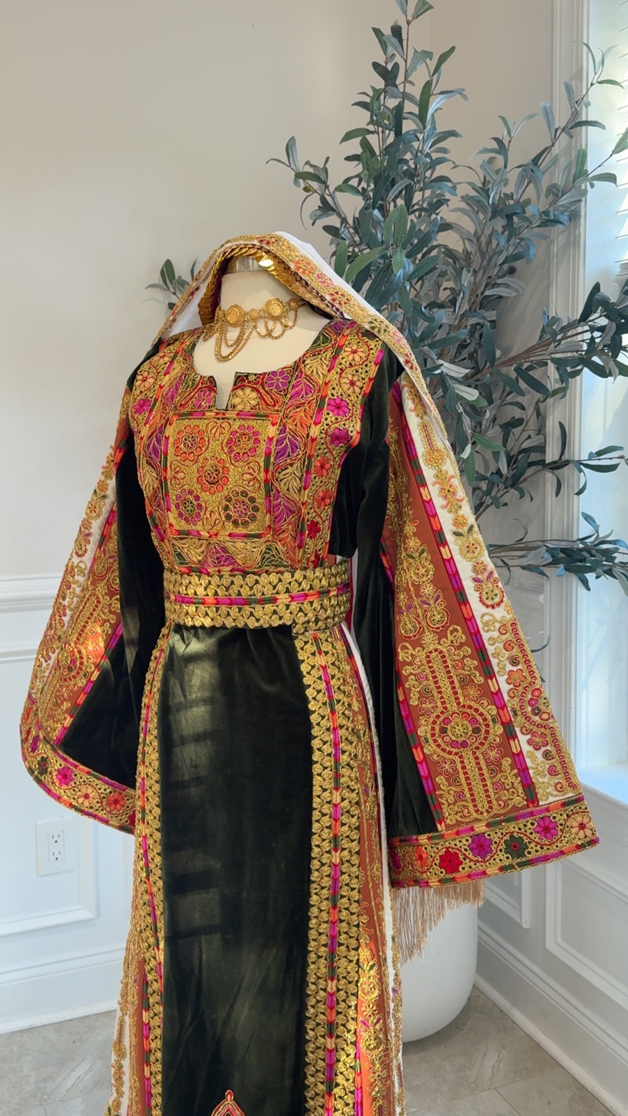 New Olive Green Velvet Malika Thobe Sale